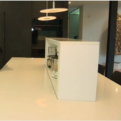 Lifting kitchen appliances with good ergonomics